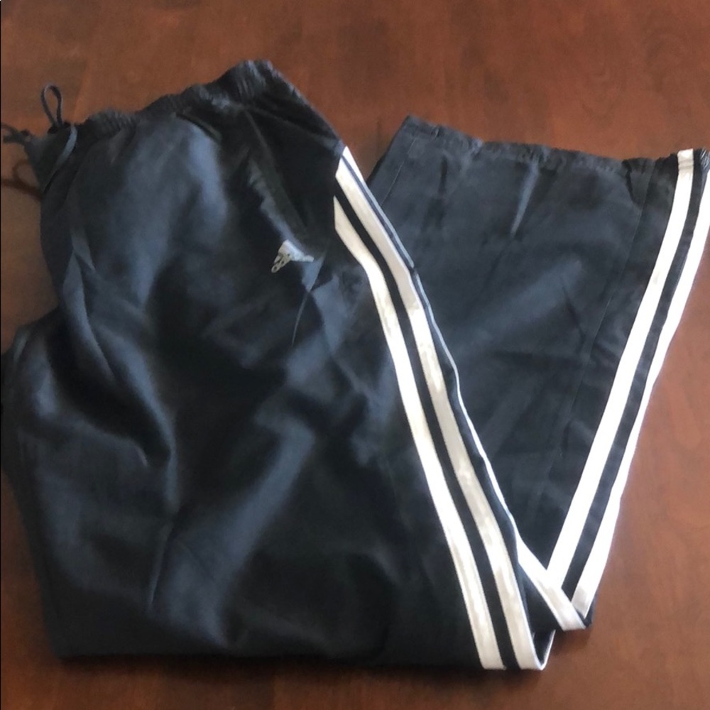 Women’s Adidas joggers size L blk w/white stripe